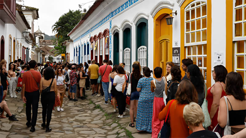 Como aproveitar a Flip 2025 gastando pouco