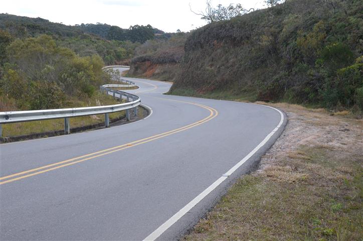 Estrada Paraty-Cunha