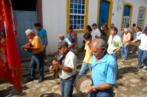 Cirandeiros na Festa do Divino em Paraty