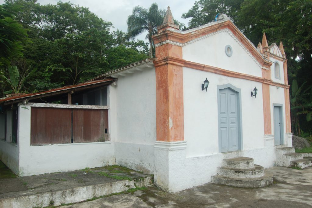 Igreja Nossa Senhora dos Remédios no Corumbê - Paraty